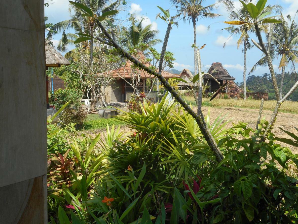 The Bukit Artha Bed and Breakfast Sidemen  Eksteriør billede