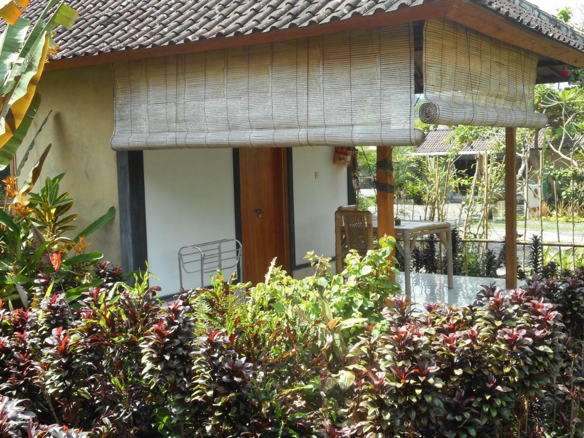 The Bukit Artha Bed and Breakfast Sidemen  Eksteriør billede