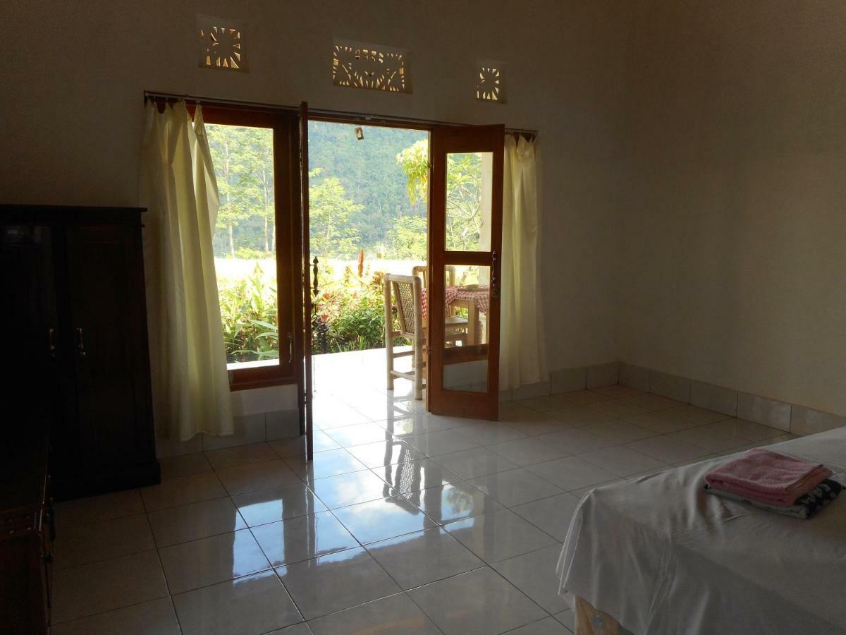 The Bukit Artha Bed and Breakfast Sidemen  Eksteriør billede